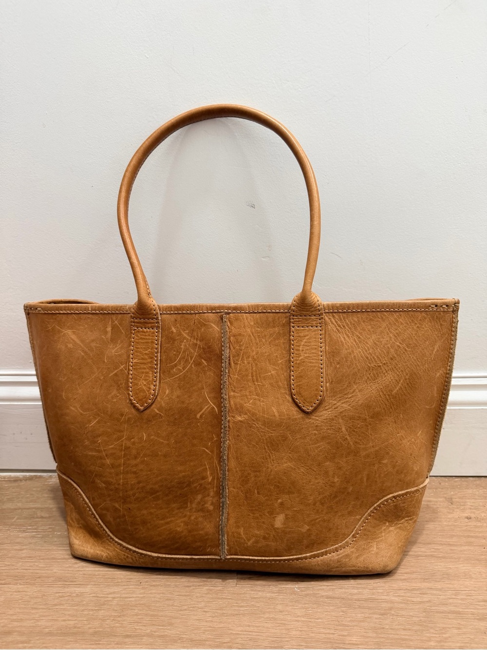 FRYE Cara Tote